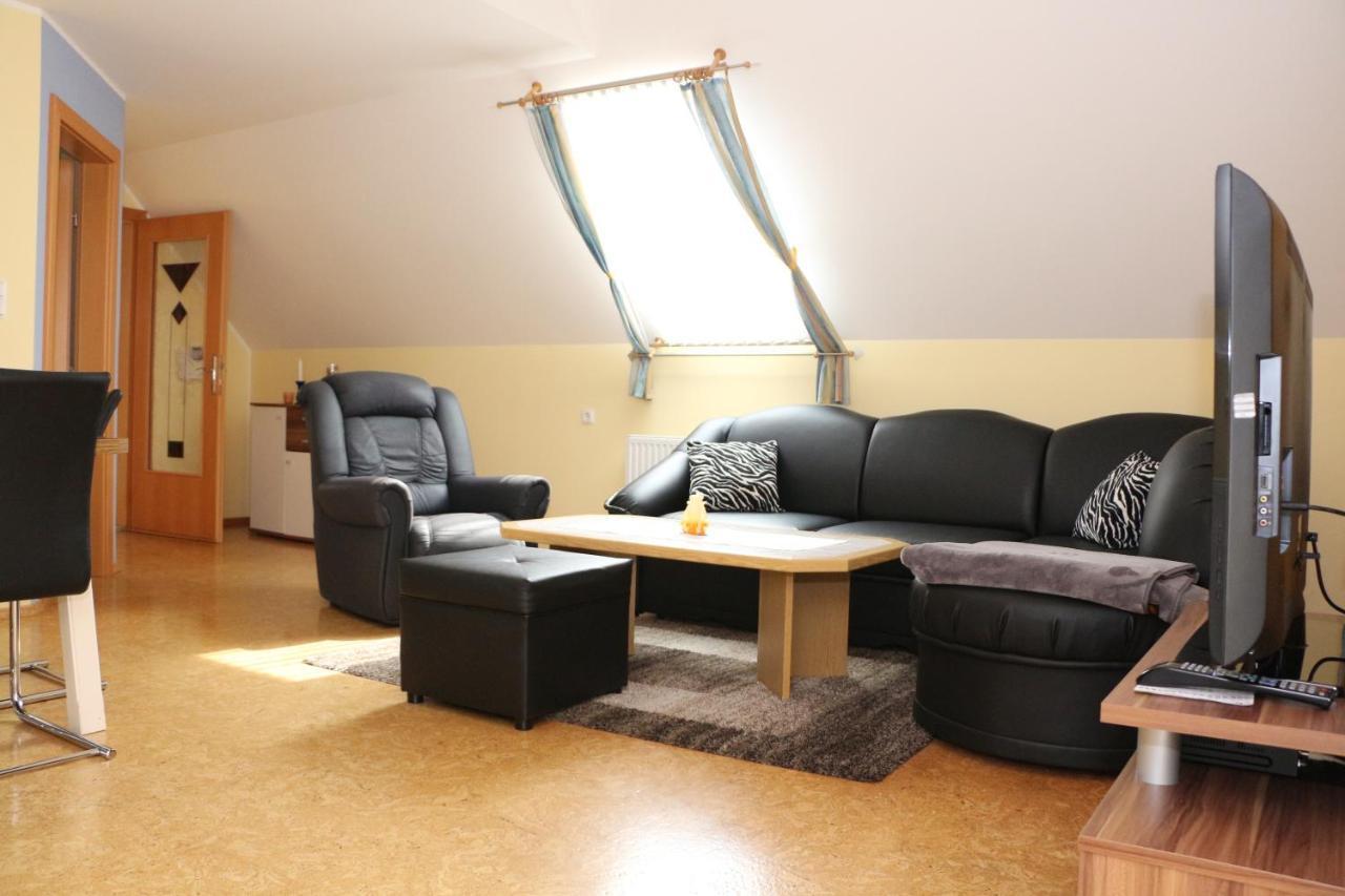 Ferienwohnung Moni Geiseldorf 外观 照片